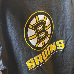 NHL Gray T-Shirt with Logo large